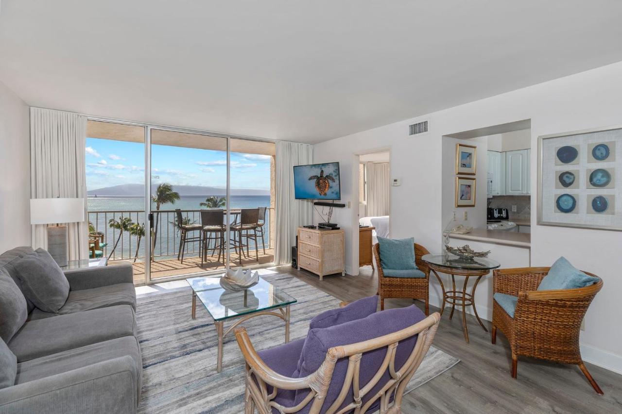 Incredible Beachfront 1Br - Sleeps 4 Awesome Location And In The Center Of Restaurants Many Beaches Golf And More Villa Kahana Eksteriør billede