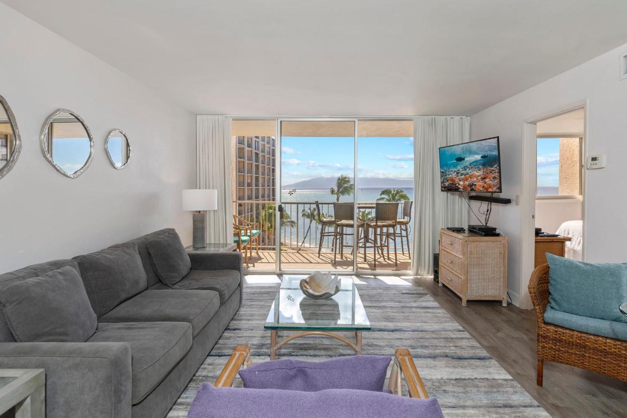 Incredible Beachfront 1Br - Sleeps 4 Awesome Location And In The Center Of Restaurants Many Beaches Golf And More Villa Kahana Eksteriør billede