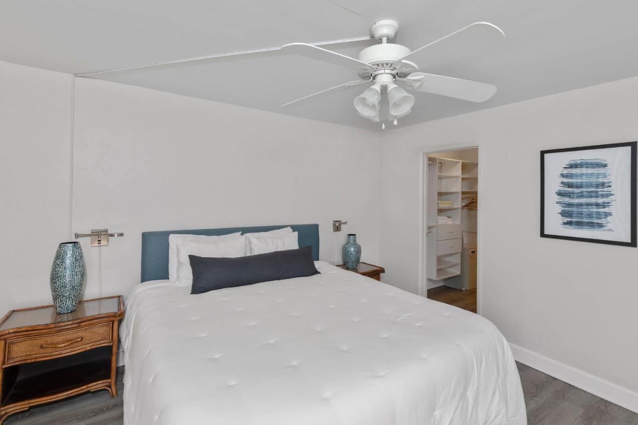Incredible Beachfront 1Br - Sleeps 4 Awesome Location And In The Center Of Restaurants Many Beaches Golf And More Villa Kahana Eksteriør billede