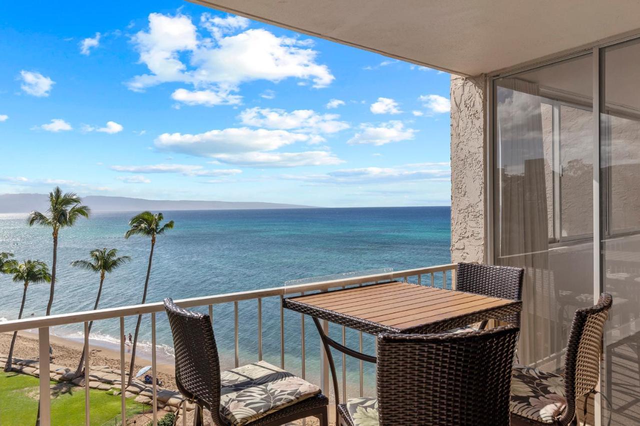Incredible Beachfront 1Br - Sleeps 4 Awesome Location And In The Center Of Restaurants Many Beaches Golf And More Villa Kahana Eksteriør billede